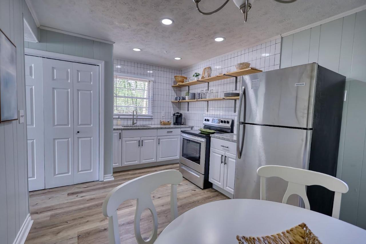 Coastal Cottage 1/2 Mile From Covington Square Buitenkant foto