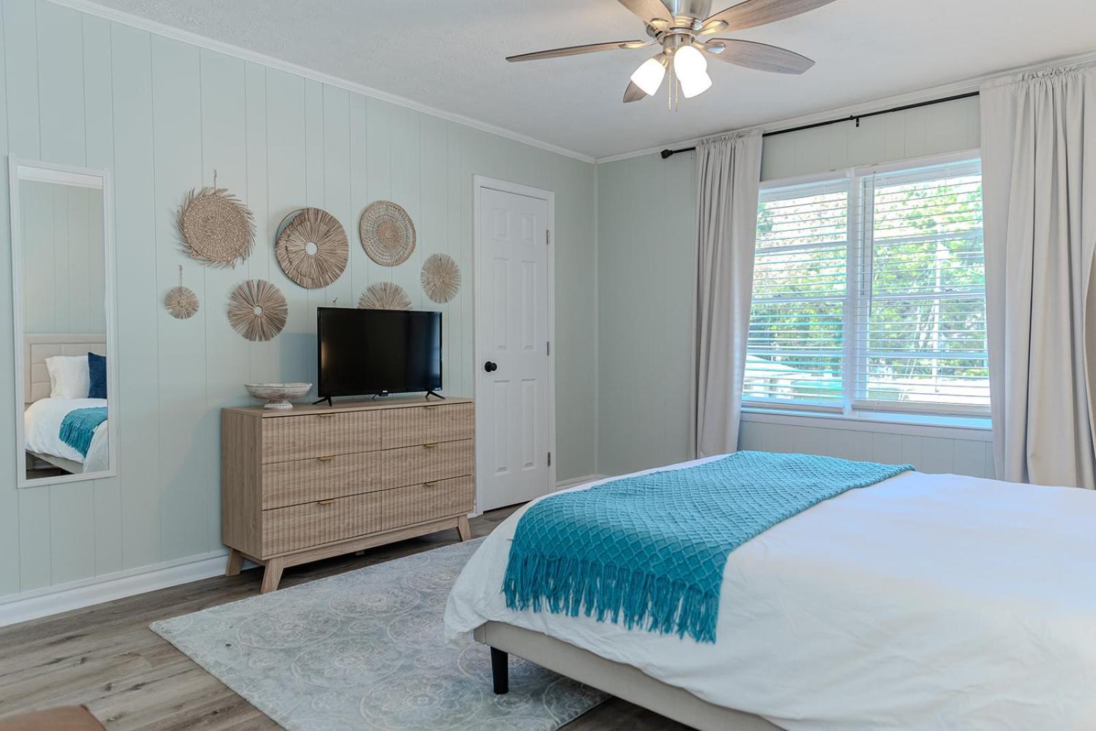 Coastal Cottage 1/2 Mile From Covington Square Buitenkant foto